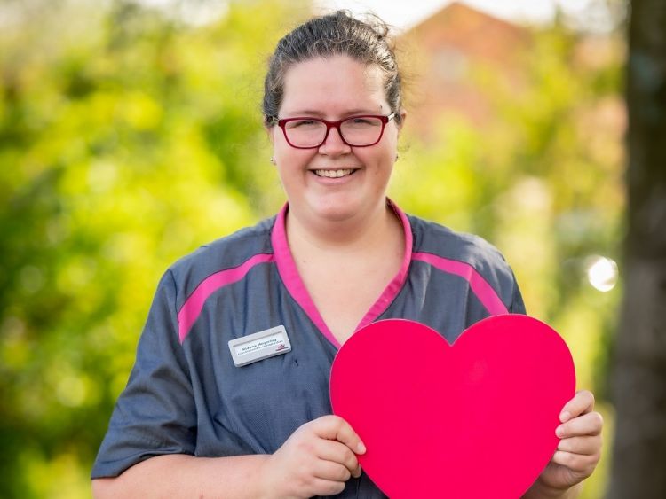 Werken met je hart: coördinerend verpleegkundige Rianne vertelt...